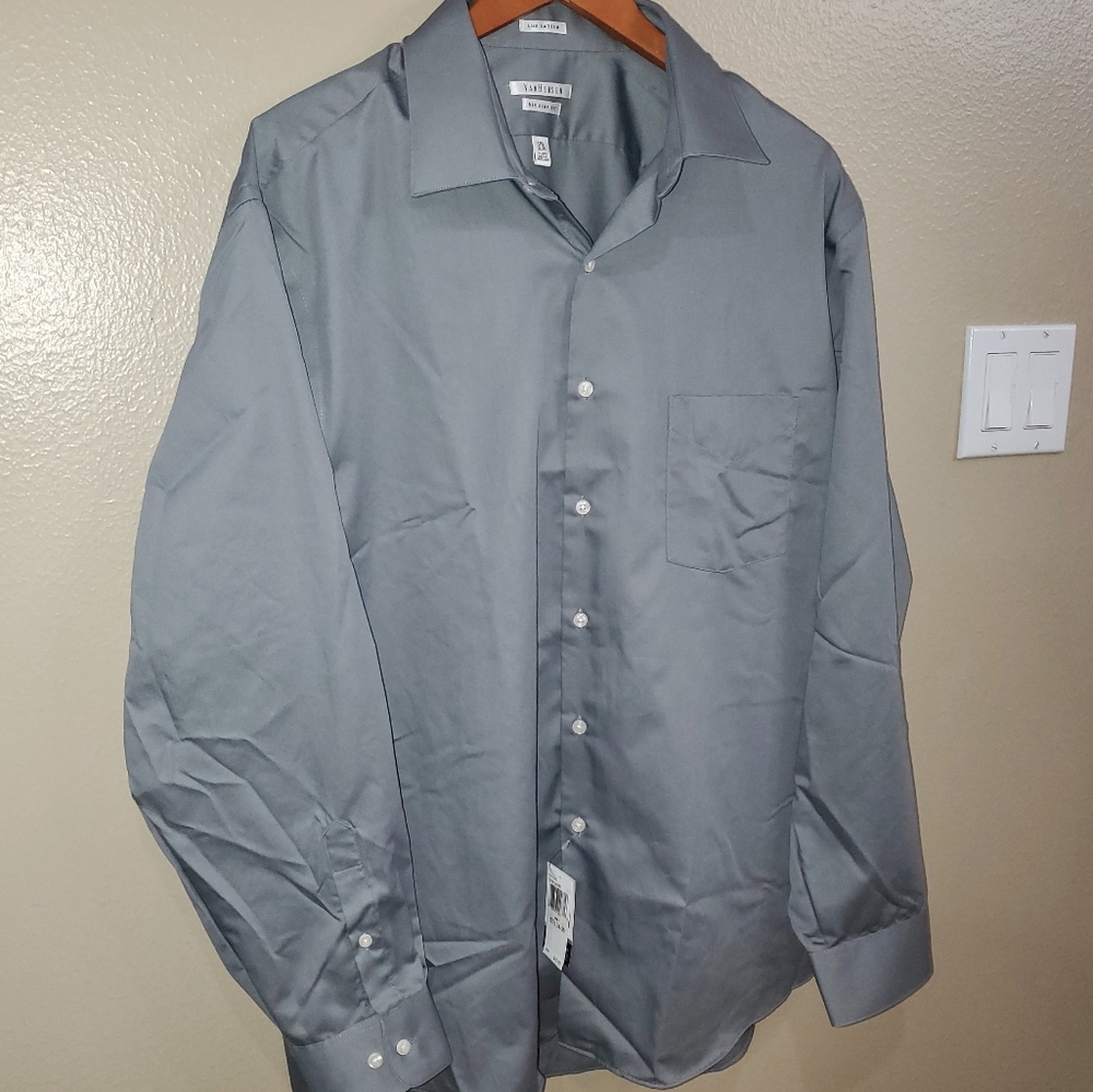 Van Heusen Lux Sateen Neck size 17 1/2